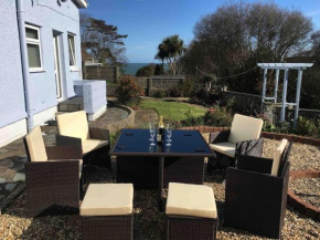 Benllech Sea View bungalow, Dog Friendly sleeps 6